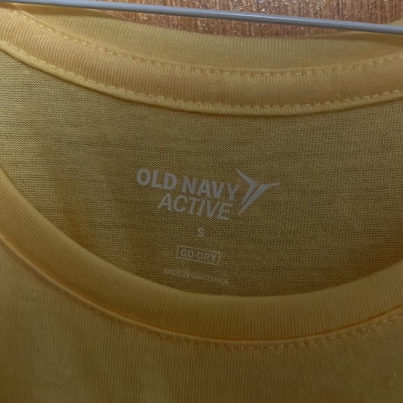 New Old Navy yellow tank top tee size small - Picture 3 of 6